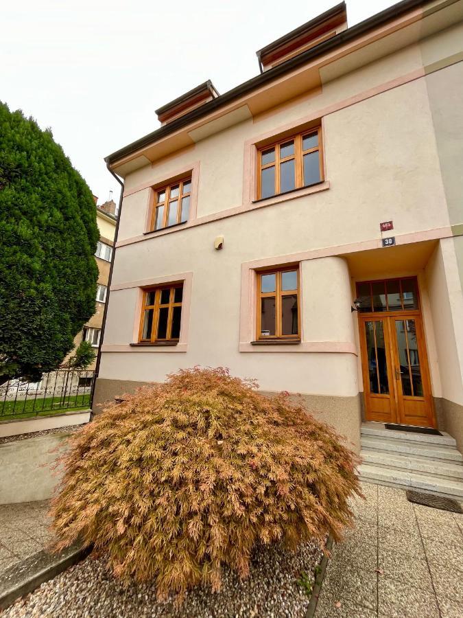 شقة Apartman Terasa U Kolonady Poděbrady المظهر الخارجي الصورة
